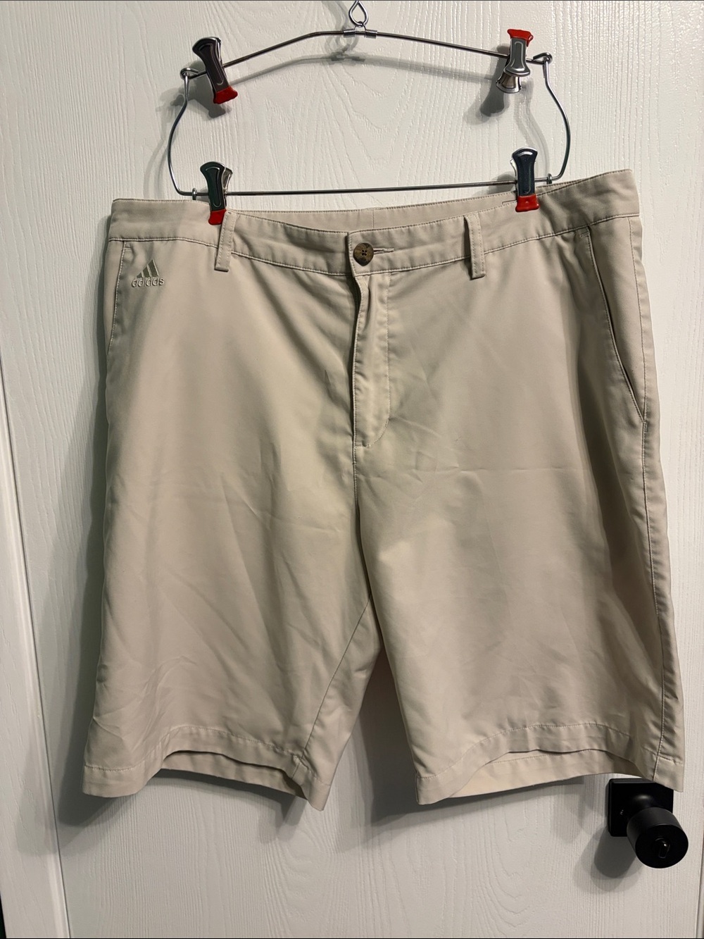 adidas Men's Light Khaki Flat-Front Performance Shorts climalite size 36